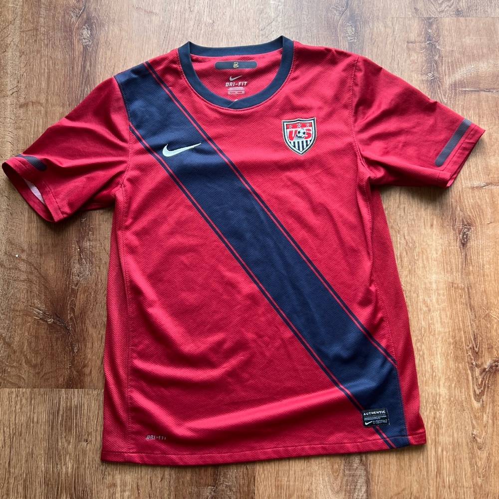 2011 Nike USA National Team Soccer Red Jersey Boys Youth XL Alternate Football
